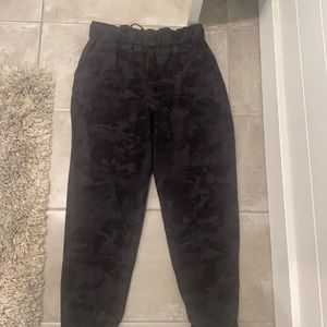 Black camo in the movement Lululemon pants